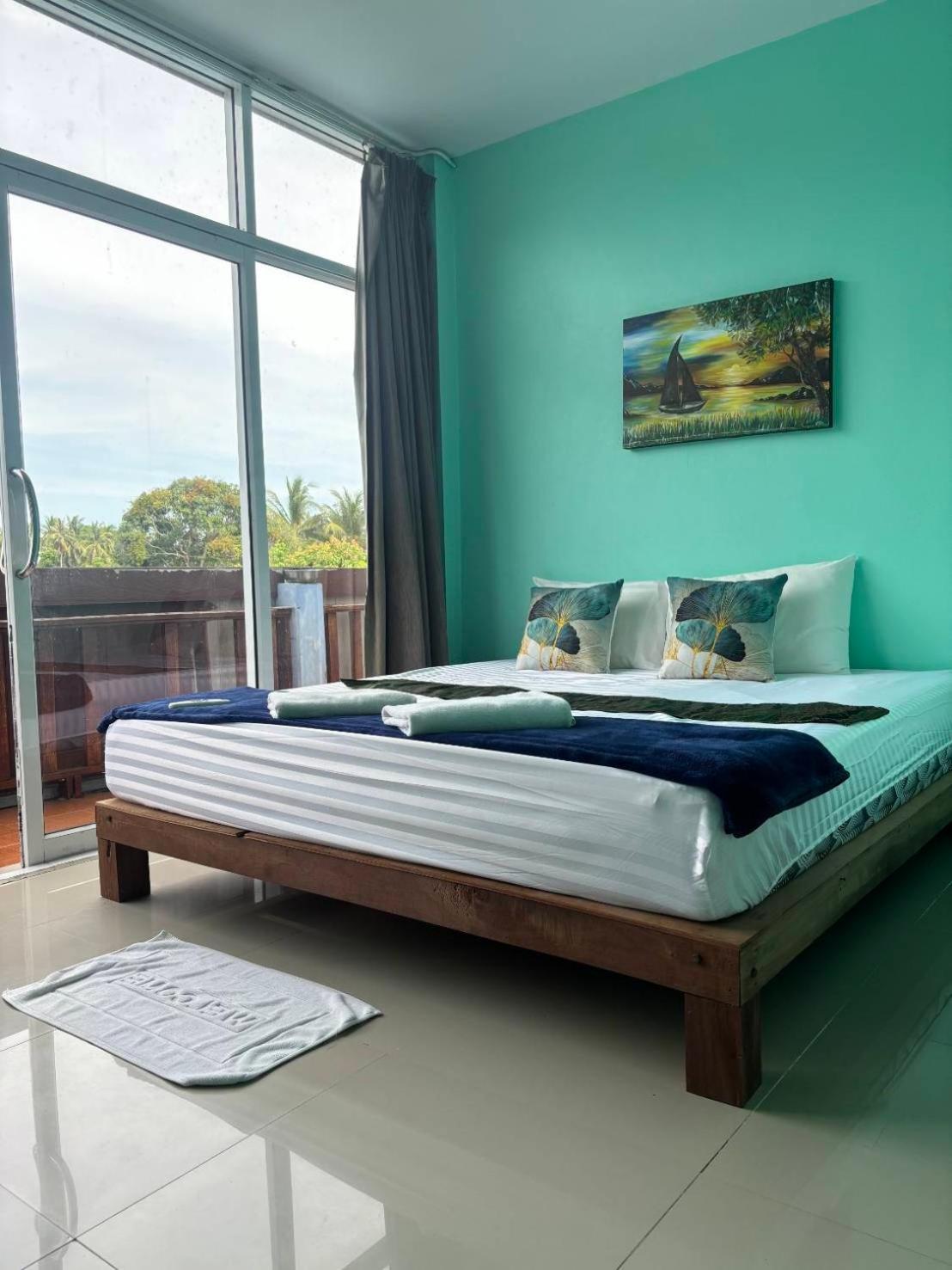Hotel Rung Phangan บ้านใต้ ภายนอก รูปภาพ