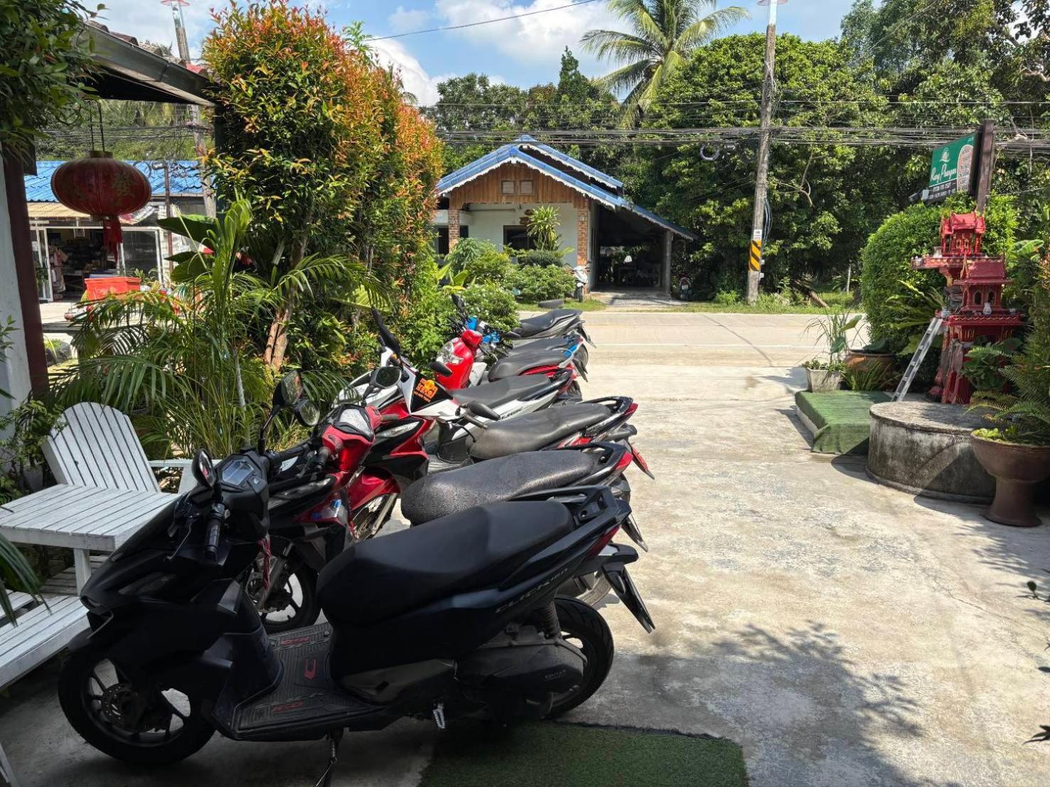 Hotel Rung Phangan บ้านใต้ ภายนอก รูปภาพ