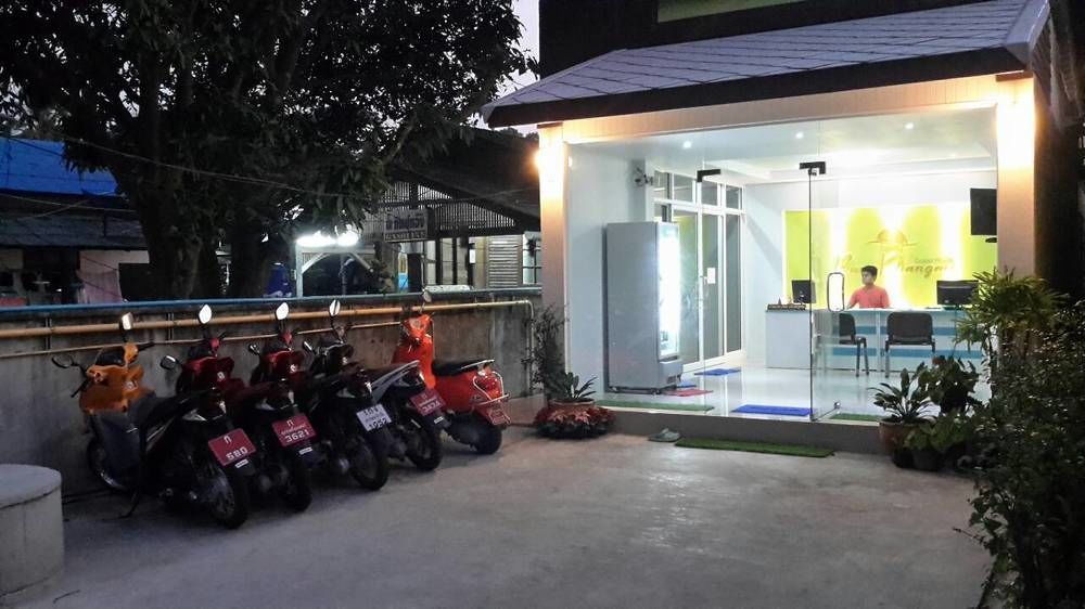 Hotel Rung Phangan บ้านใต้ ภายนอก รูปภาพ